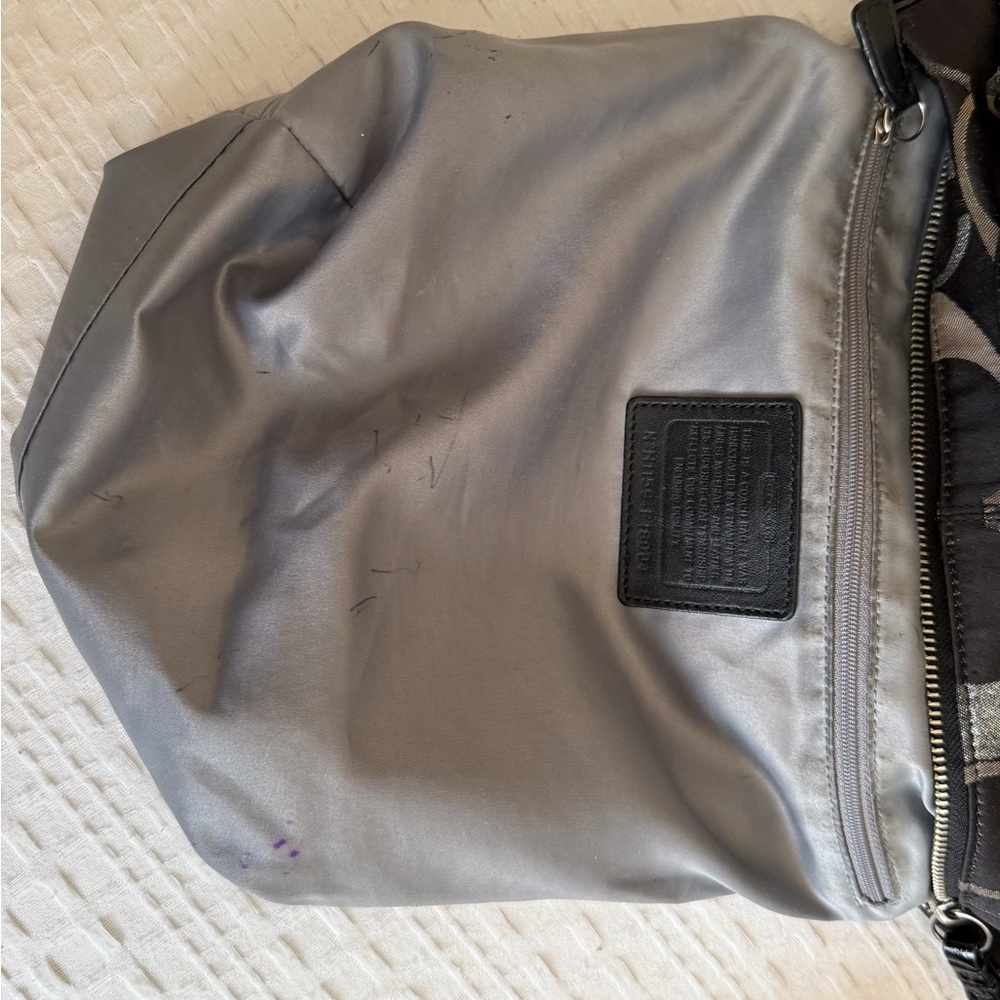 Black coach purse - Picture 6 of 6